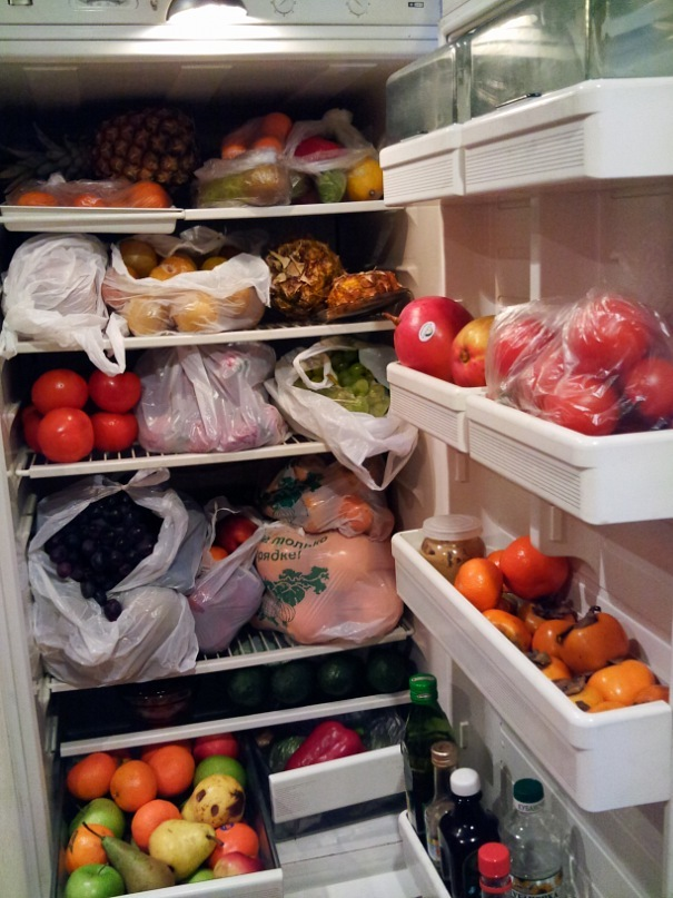 Полный холодильник. Полный холодильник продуктов. Холодильник с продуктами. Полный холодильник с продуктами.