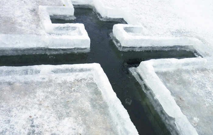 Список купелей на Крещение опубликовали спасатели МАСС Новосибирска / Изображение от boryanam на Freepik