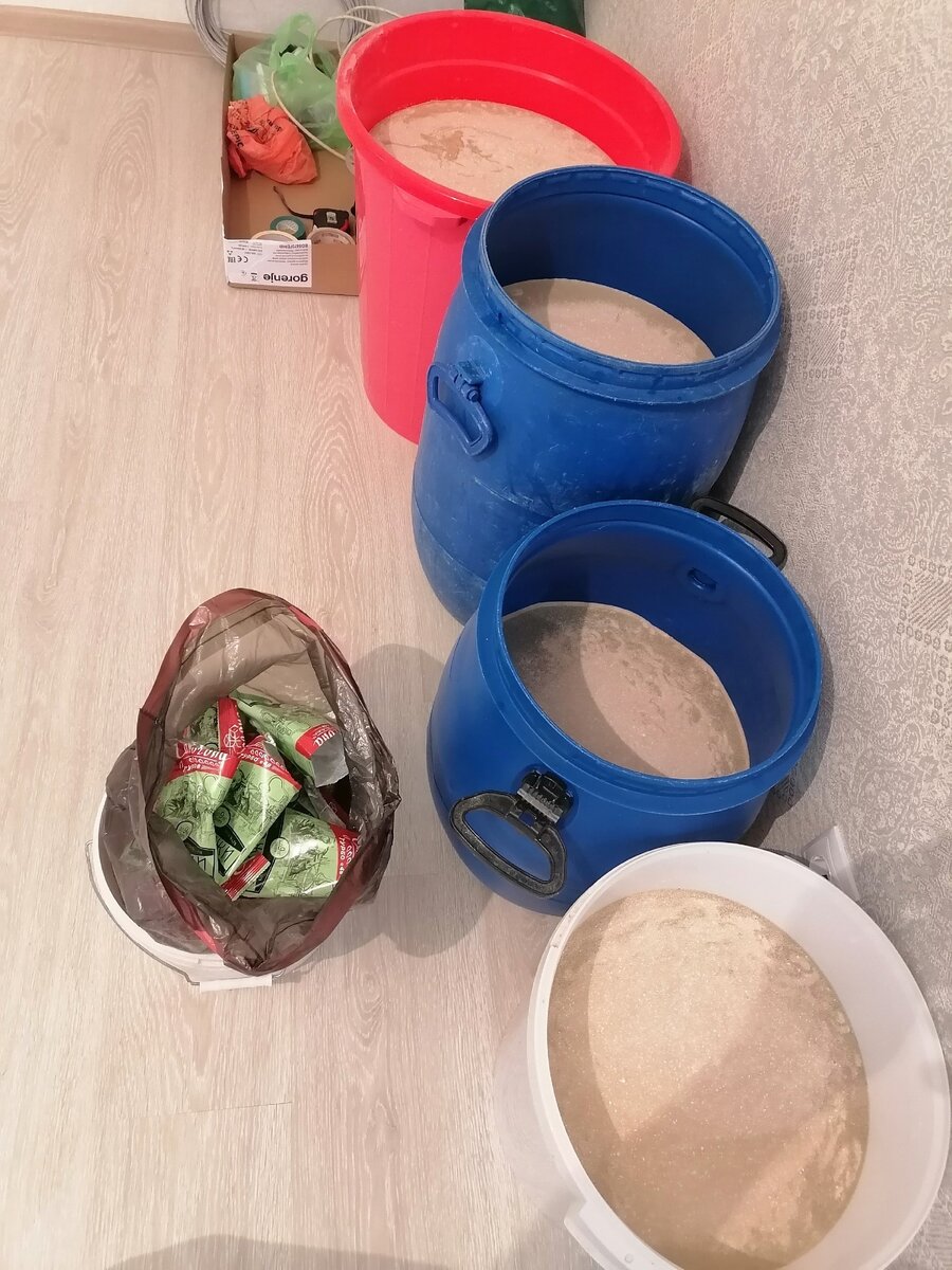 Запарил бражку на дрожжах «Для Самогона»