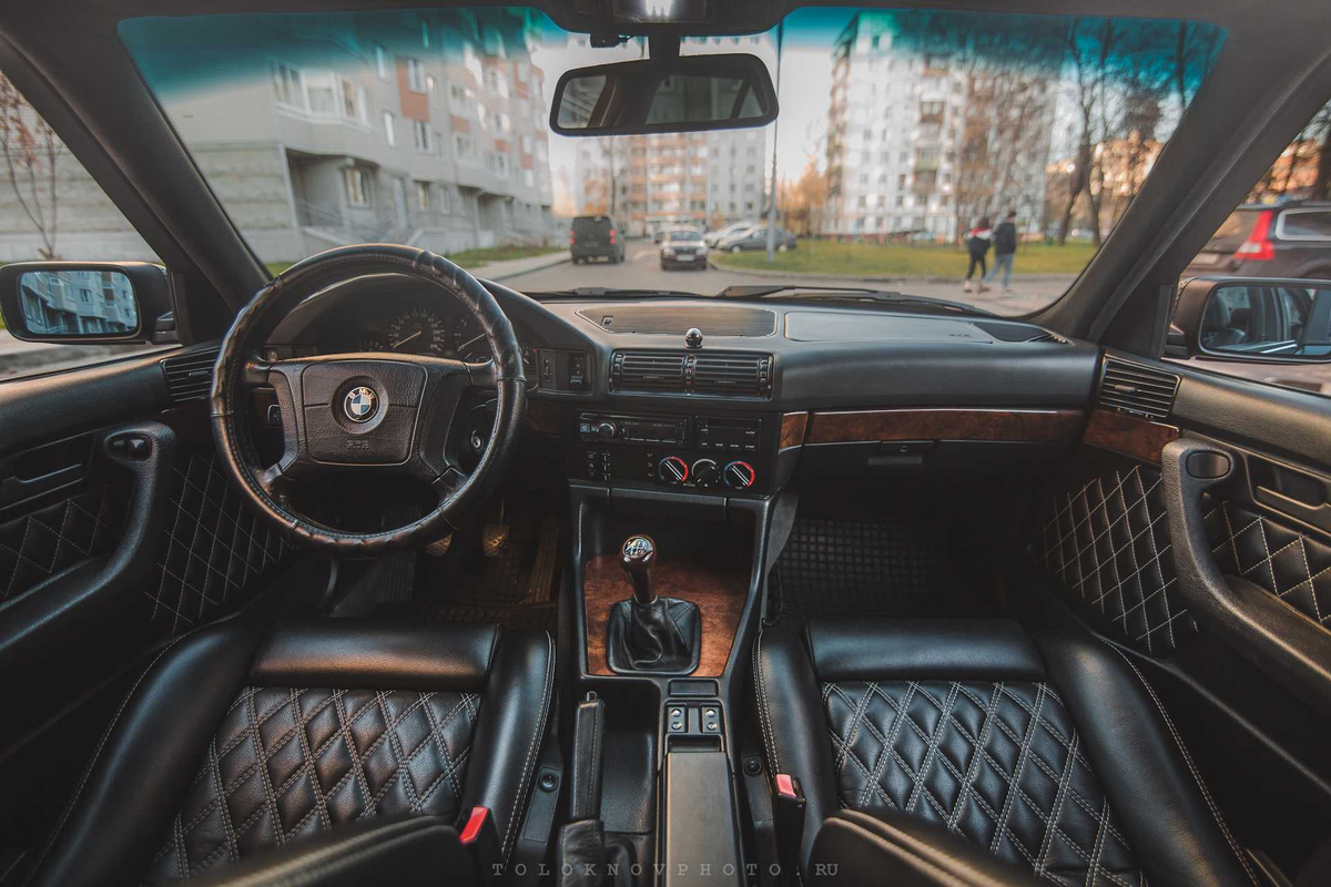 БМВ е38 за рулём