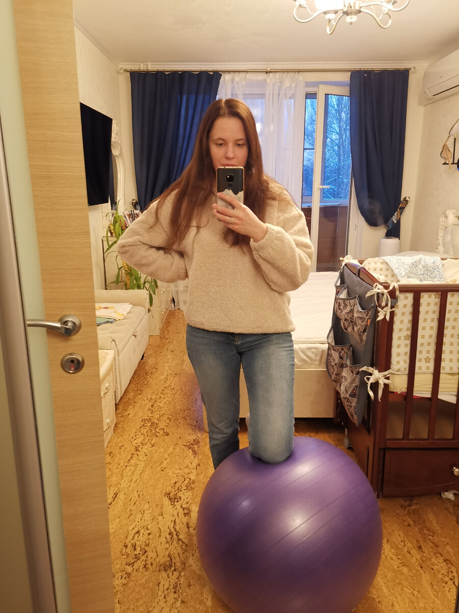 Собираюсь за Сашей в сад