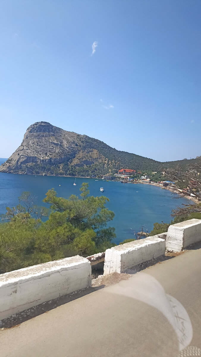 Вид из автобуса по дороге в Новый Свет