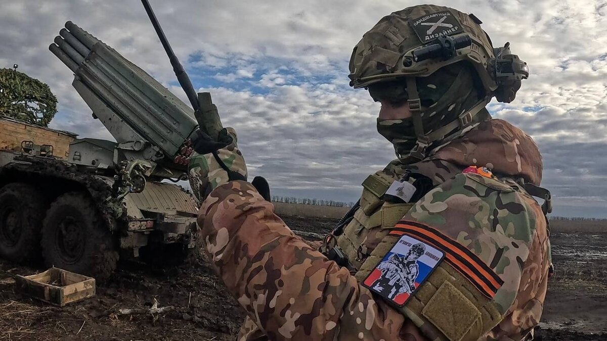 Заглавное фото: рабочие будни наших товарищей с РСЗО, источник – Телеграм-канал АРХАНГЕЛ СПЕЦНАЗА