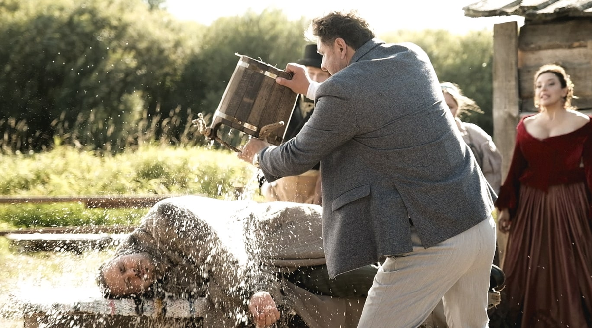 Из грязи в князи, из мажора в холопа 