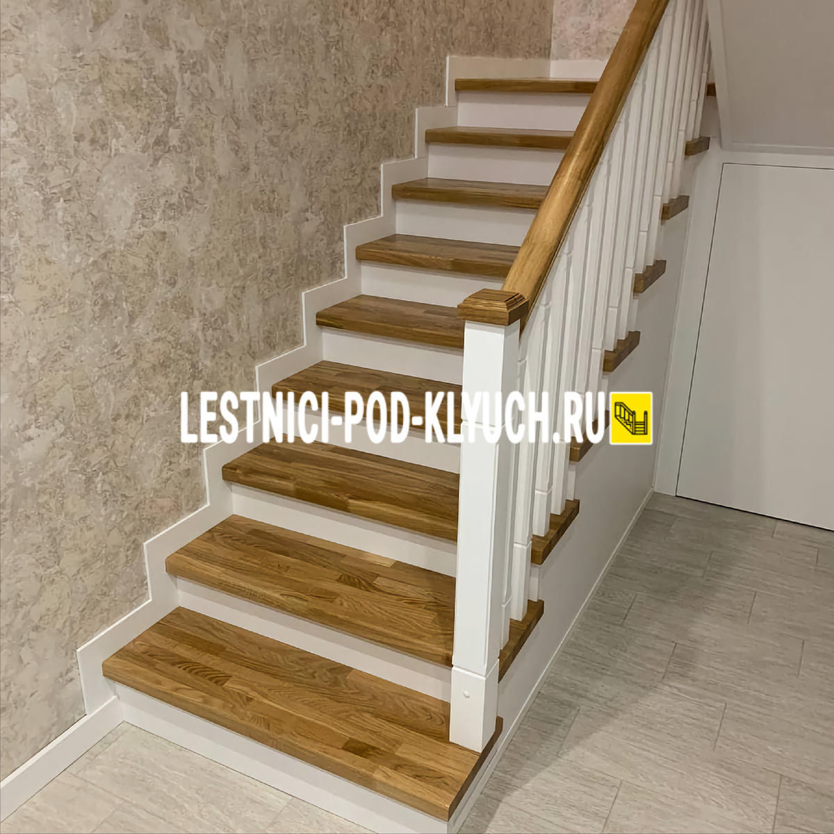 Принимаем звонки: пн-вс с 8:00 до 21:00 (+7 499 490-72-90). Электронная почта: info@lestnici-pod-klyuch.ru 