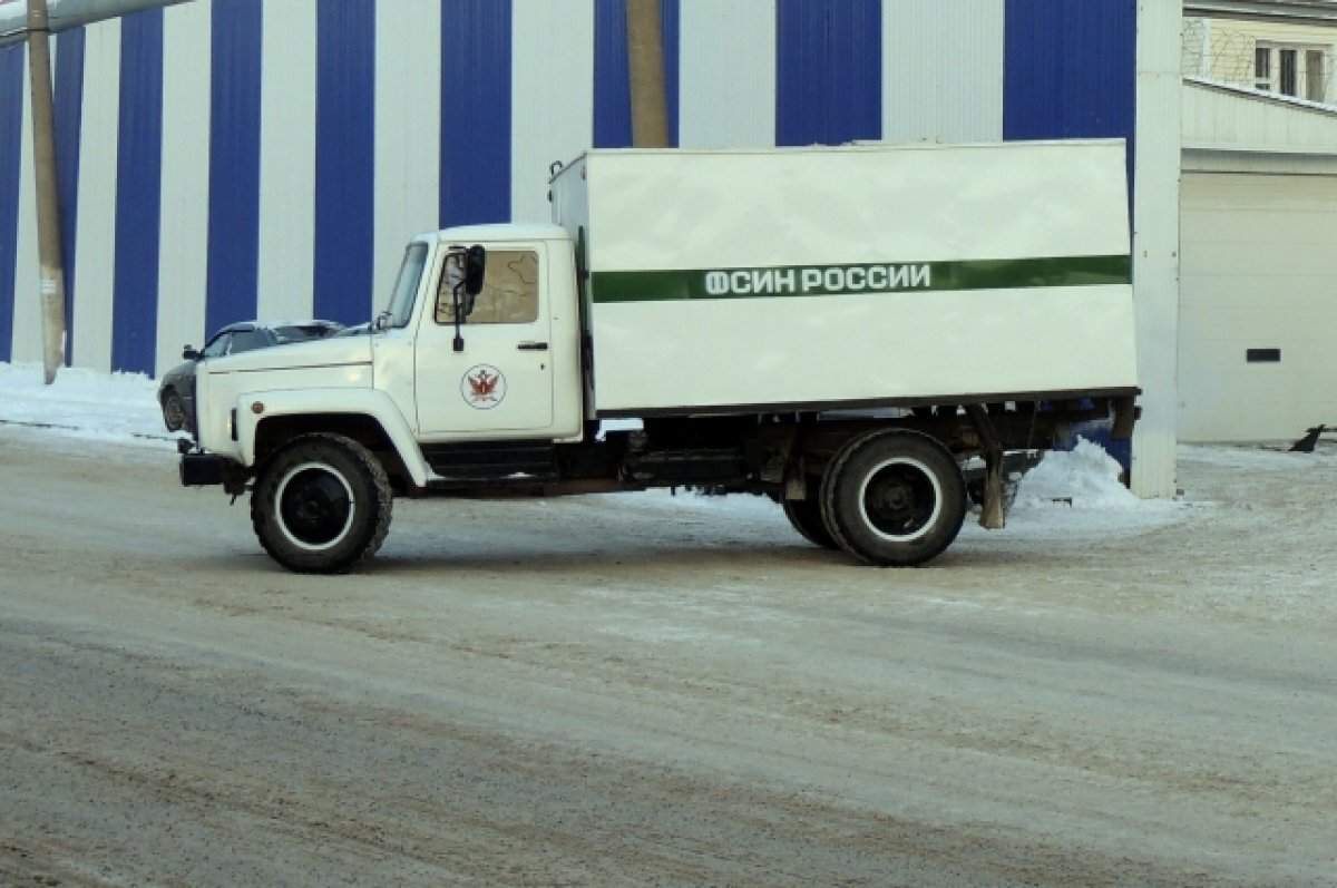    Жительницу Приморья с серьезным заболеванием отвезли в больницу под охраной