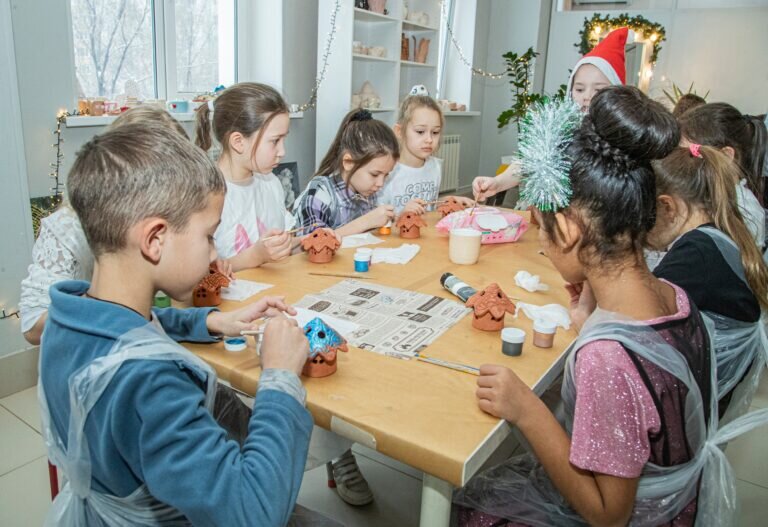    Победители грантового конкурса «Классная работа» получили творческие подарки Кристина Просвиркина