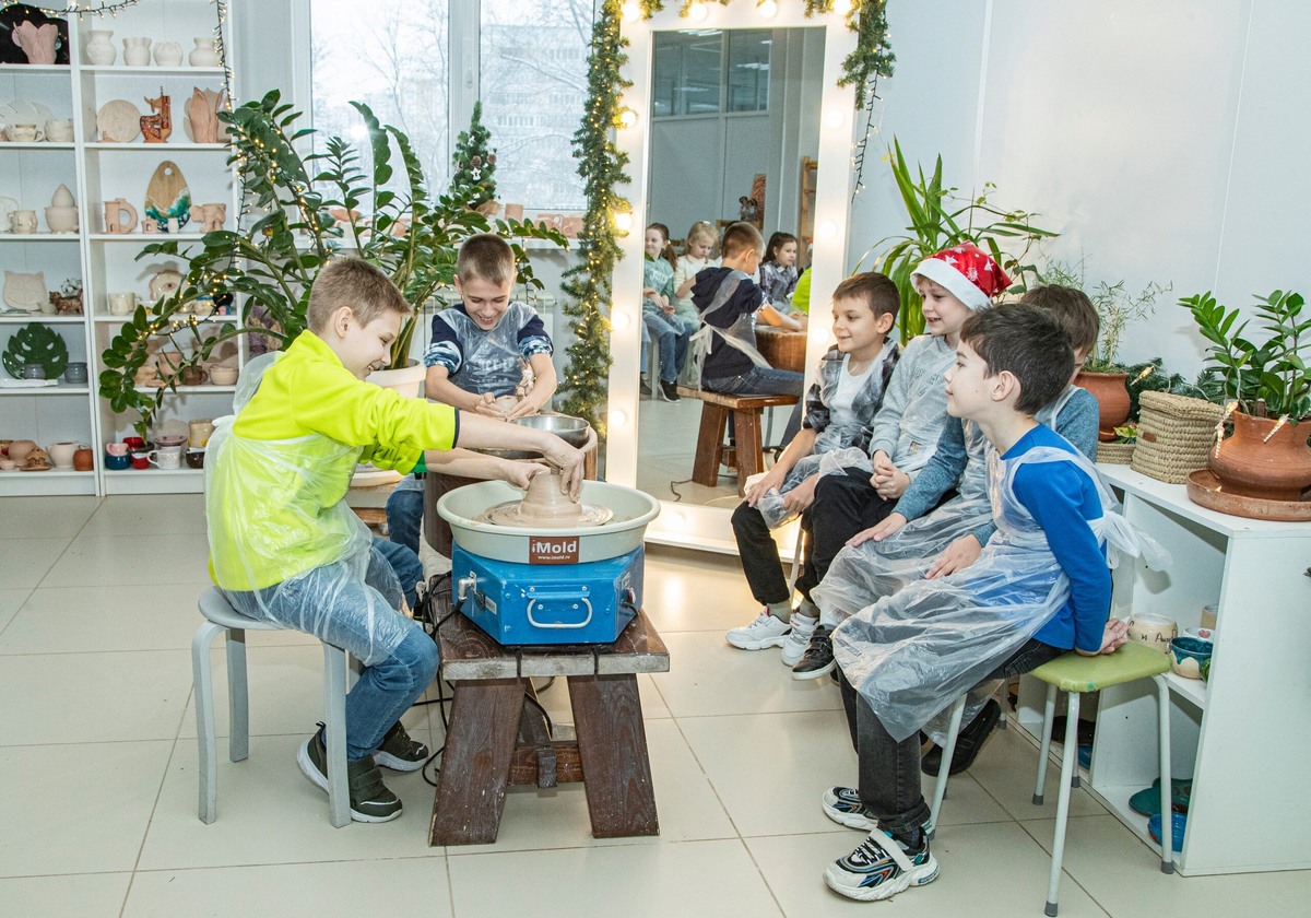    Победители грантового конкурса «Классная работа» получили творческие подарки Кристина Просвиркина