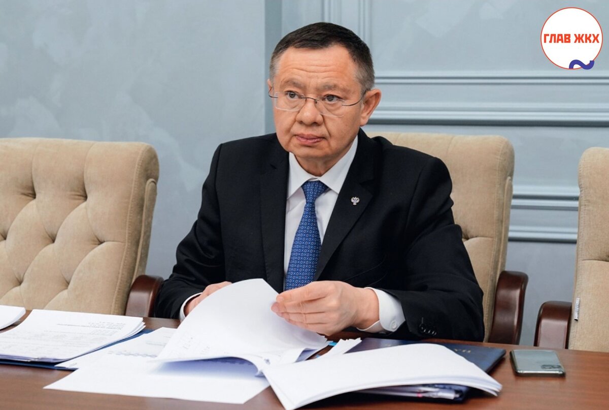 Ирек Файзуллин сообщил о ходе работ по совершенствованию сферы ЖКХ 