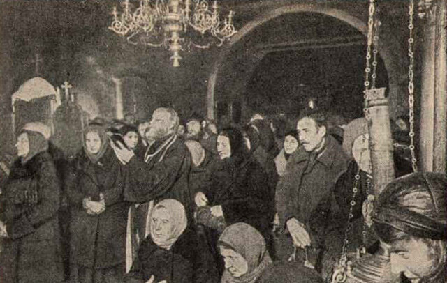 Служба в Никольском соборе