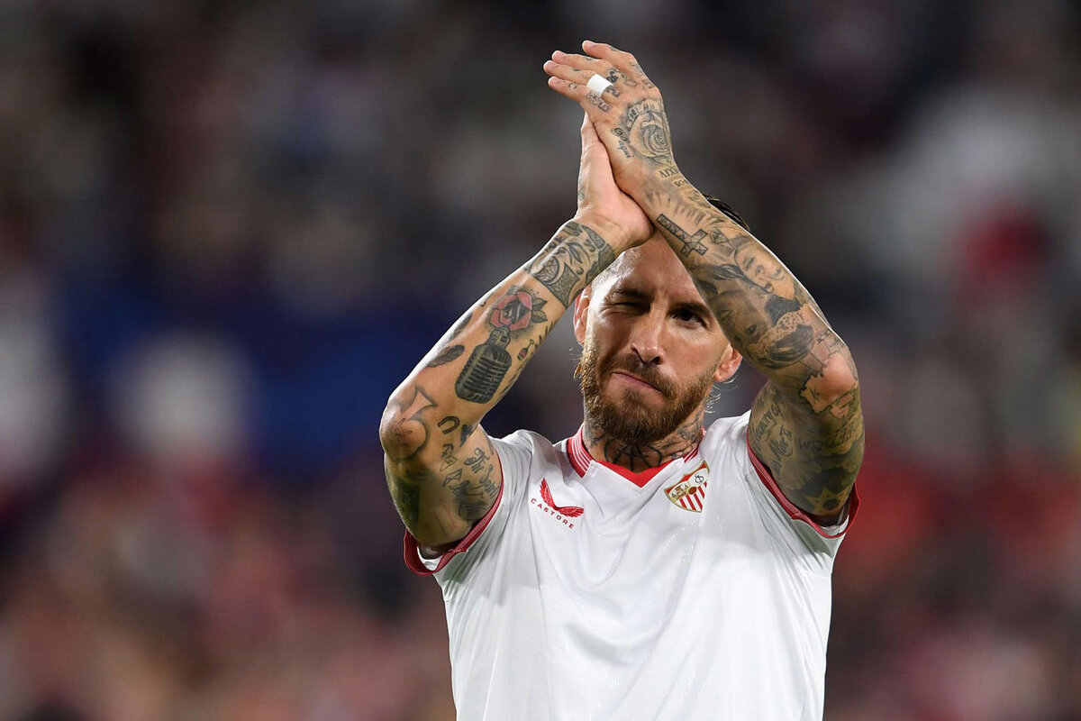 салах ливерпуль 2020. правые защитники англии. лучший игрок xxi века,. игрок века в футболе. игрок века в футболе.