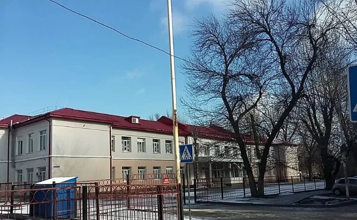 Экономический лицей № 71. Фото Вячеслава Камышного