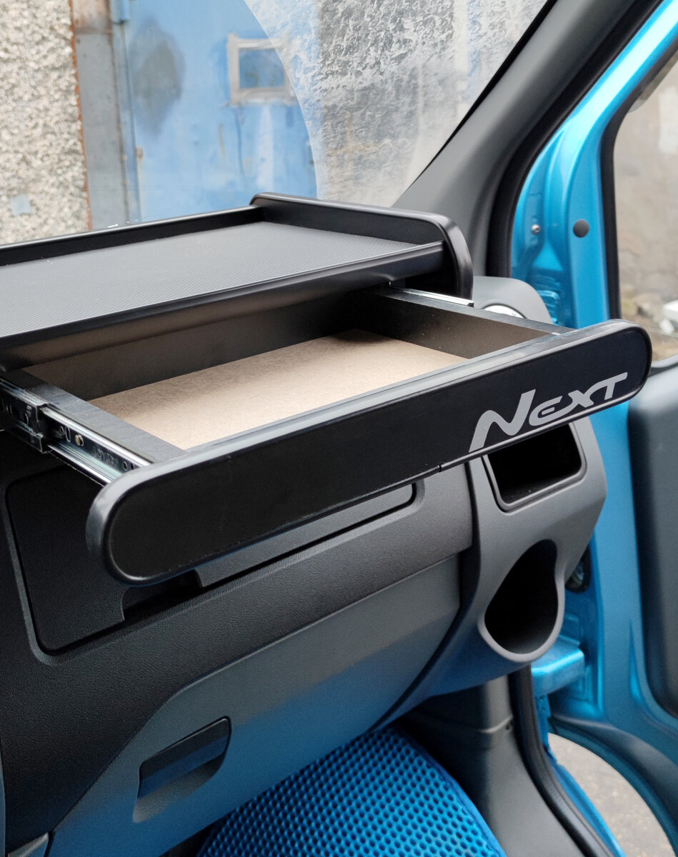 Стол на панель с ящичком