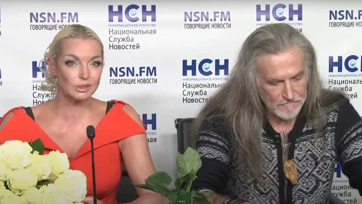 Джигурда и волочкова 2024 последние новости видео. Жена джигурды. Джигурда с женой. Джигурда и волочкова 2024 последние новости видео. Джигурда 2023.
