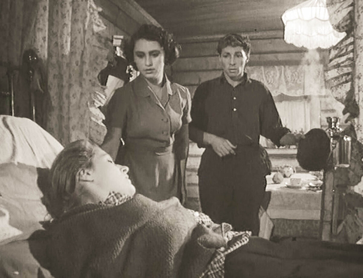 Лариса Морозова была одной из самых неприятных героинь советского кино.-6