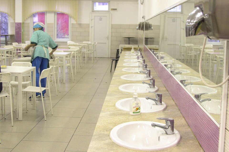 Методы профилактики гриппа. Больной корью считается незаразным после какого дня высыпания:. После какого дня человек не заразен. Сколько человек заразен после орви. Сроки заразности при коронавирусе.