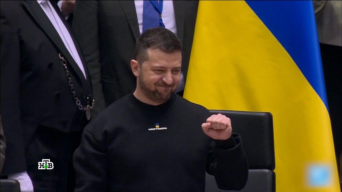    Зеленский столкнулся с крупнейшим политическим кризисом