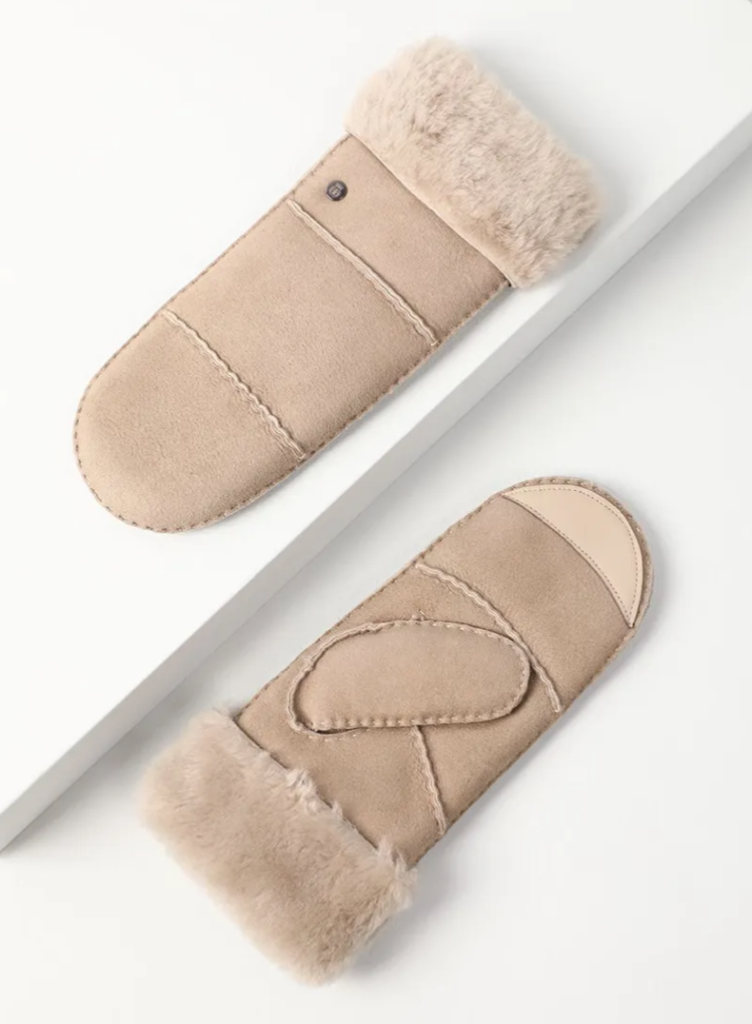 ROECKL, 8390 рублей smirnov  📷
