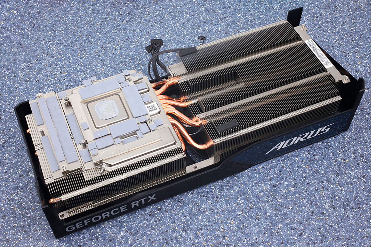 4070 ti gigabyte aorus. 4070 ti gigabyte aorus