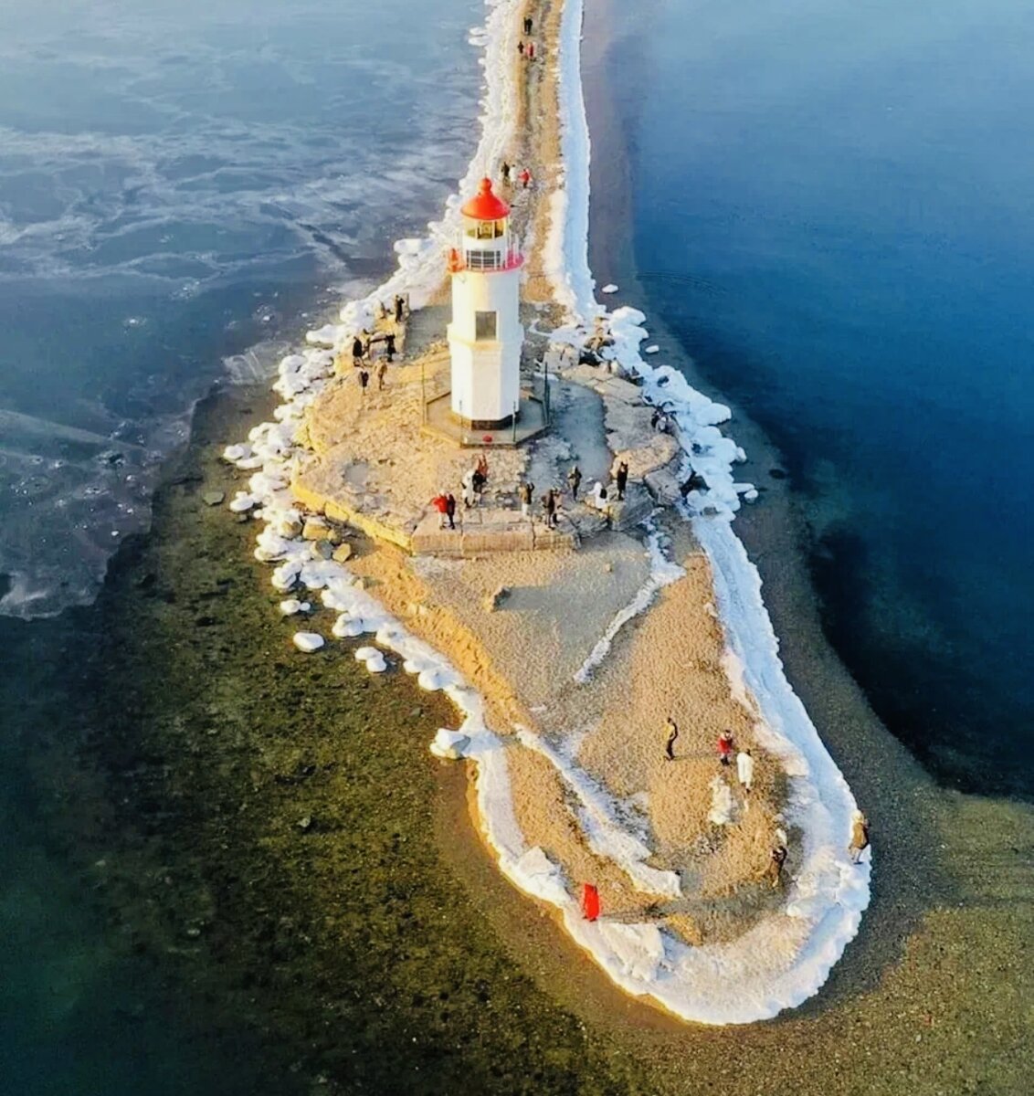 Фото из свободного источника интернет