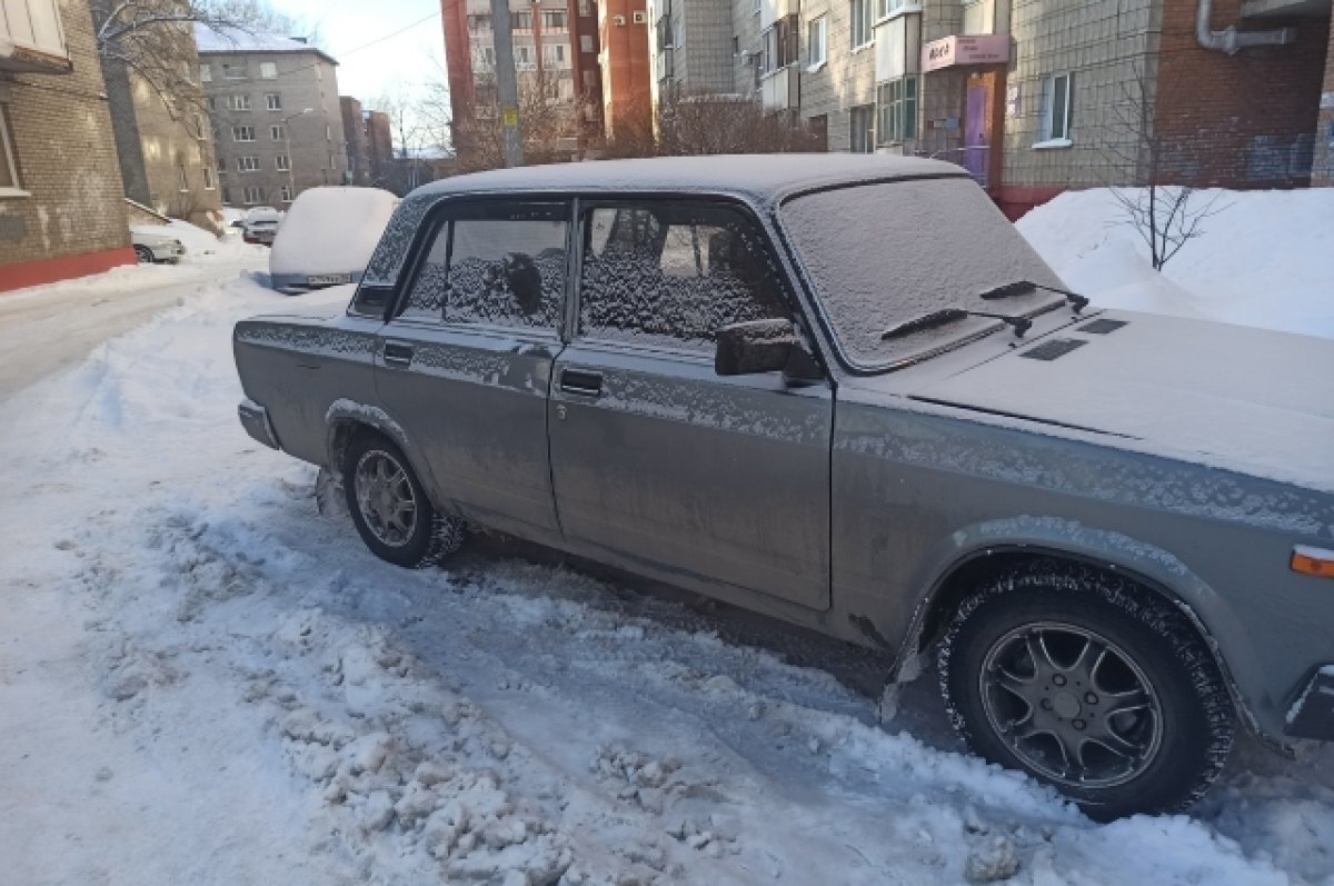    Томичам дали советы, как правильно водить машину в гололед