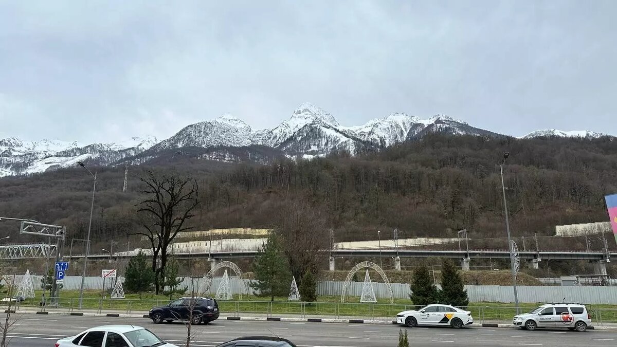     Январские праздники закончились, но можно продолжить отдых и отправиться в путешествие. Узнали, какие предложения есть на рынке, и посмотрели, сколько стоят туры на ближайшие дни.