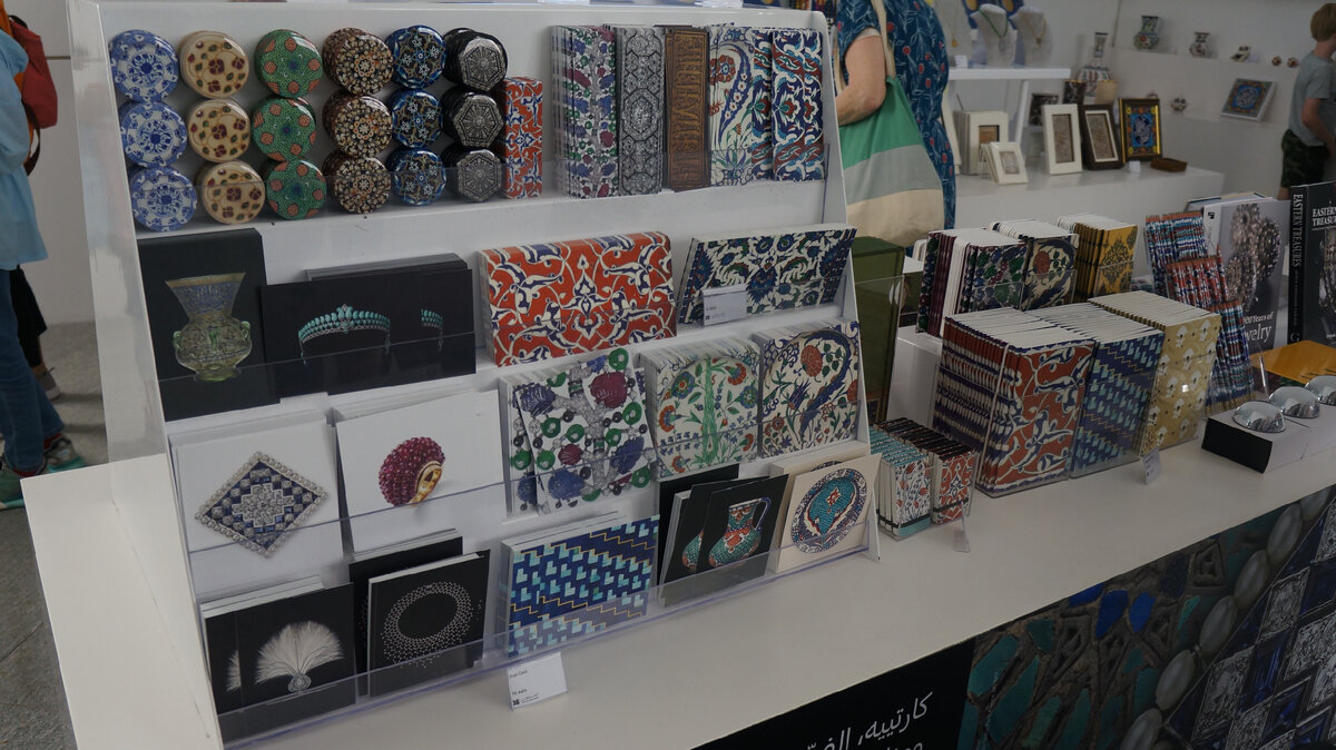 абу даби выставка нефть и газ. музей лувр абу-даби. Adipec. арт галереи в абу даби. выставка в абу даби.