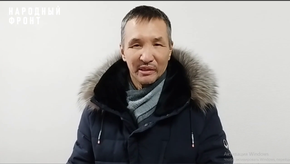  📷    «Пусть они хранят вас!». Мурат Абатов из Медногорска изготовил обереги для бойцов СВО Марина Шарт