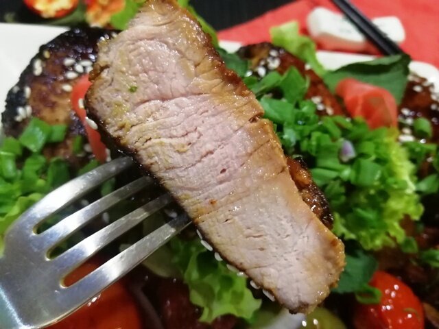 свинина стир-фрай с овощами. говядина по азиатски. свинина по азиатски рецепт. курица по восточному с овощами. блюда из мяса свинины по азиатски.