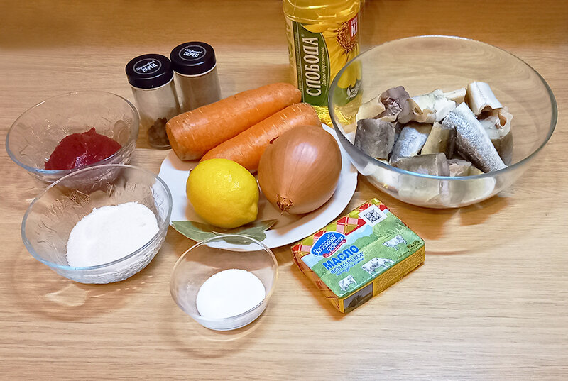 Необходимые продукты для рыбы под маринадом
