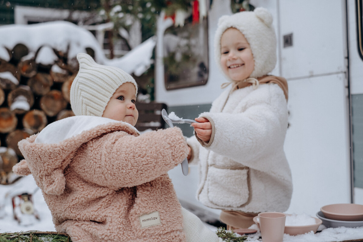 Жители Санкт-Петербурга могут использовать региональный маткапитал для покупки машины, но только отечественной, в этом году сумма выплаты составит 203 837,52 руб.