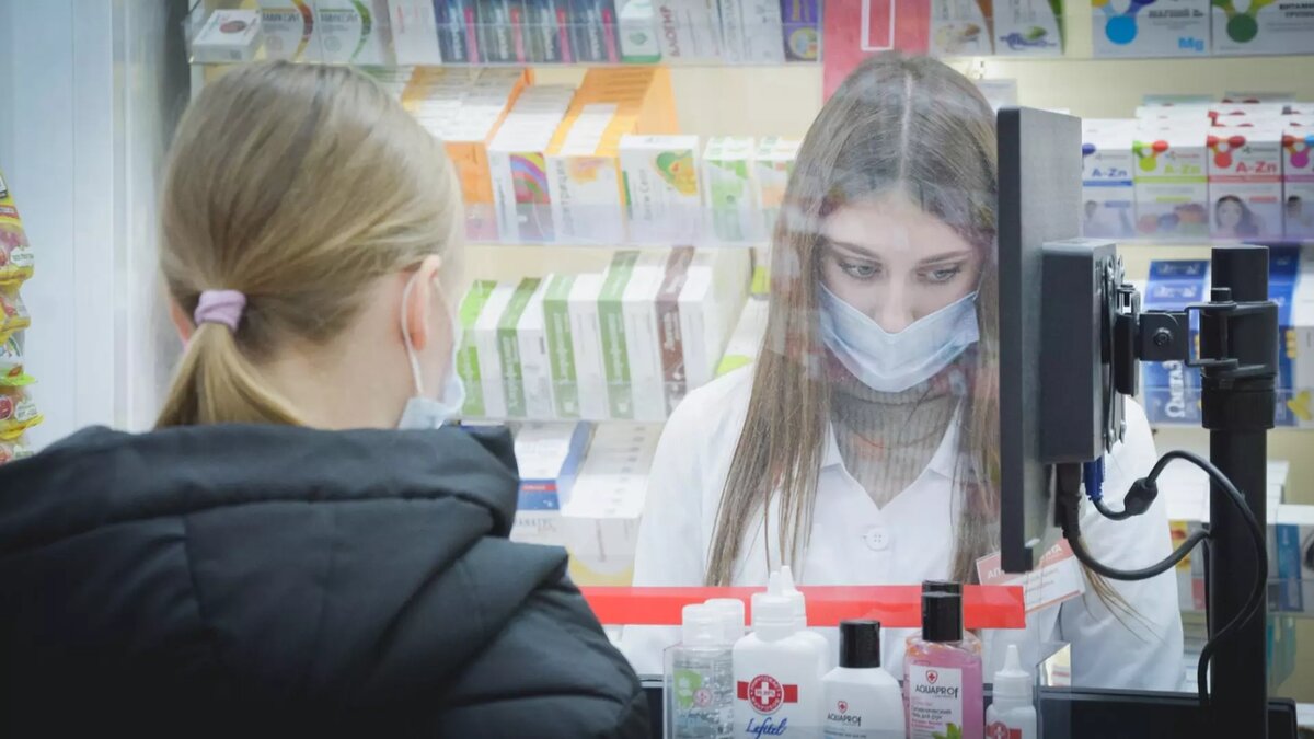     Волгоградцы стали сообщать в соцсетях о нехватке лекарств от пневмонии. Не во всех аптеках, по их словам, можно найти довольно популярный препарат ацетилцистеин.