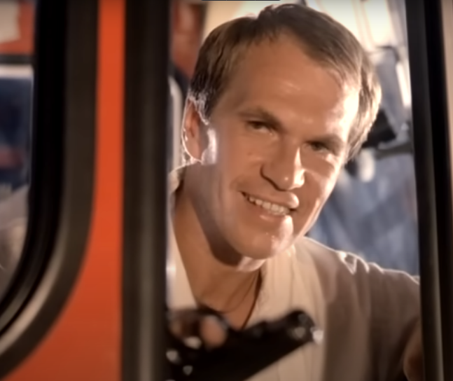 Алексей Гуськов в роли Шурика Волкова в фильме "Волкодав"