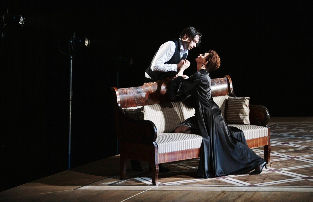 зойкина квартира. зойкина квартира михаил булгаков. зойкина квартира спектакль на театре. зойкина квартира театр вахтангова 1926. зойкина квартира спектакль отзывы театр.