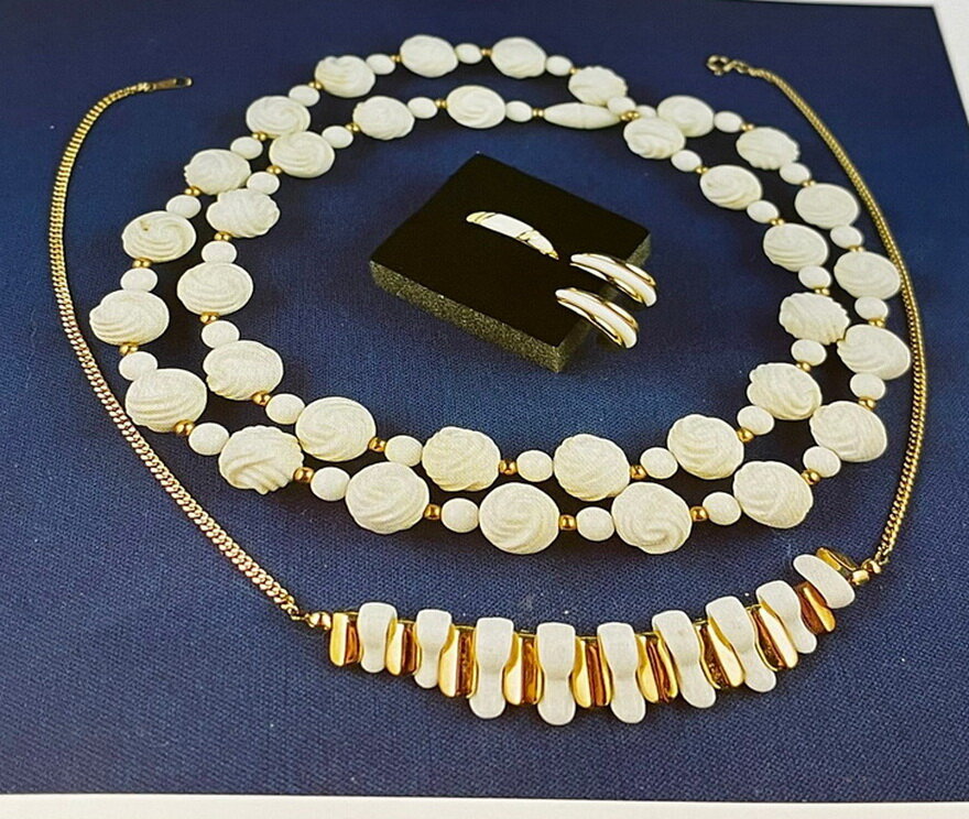 Комплект украшений коллекции Бермуда 1983 года . 