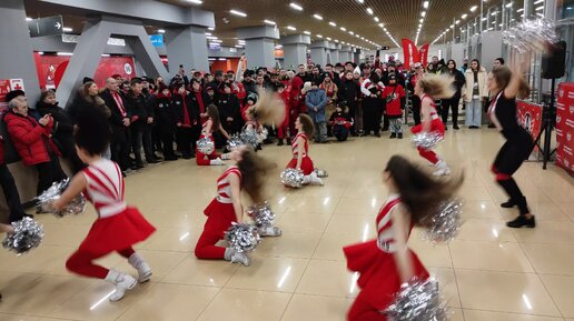 Секс с группой поддержки - смотреть русское порно видео онлайн