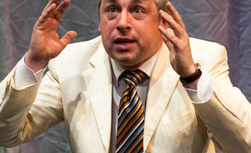 Сцена из спектакля / Фотография с официального сайта Санкт-Петербургского государственного Молодёжного театра на Фонтанке