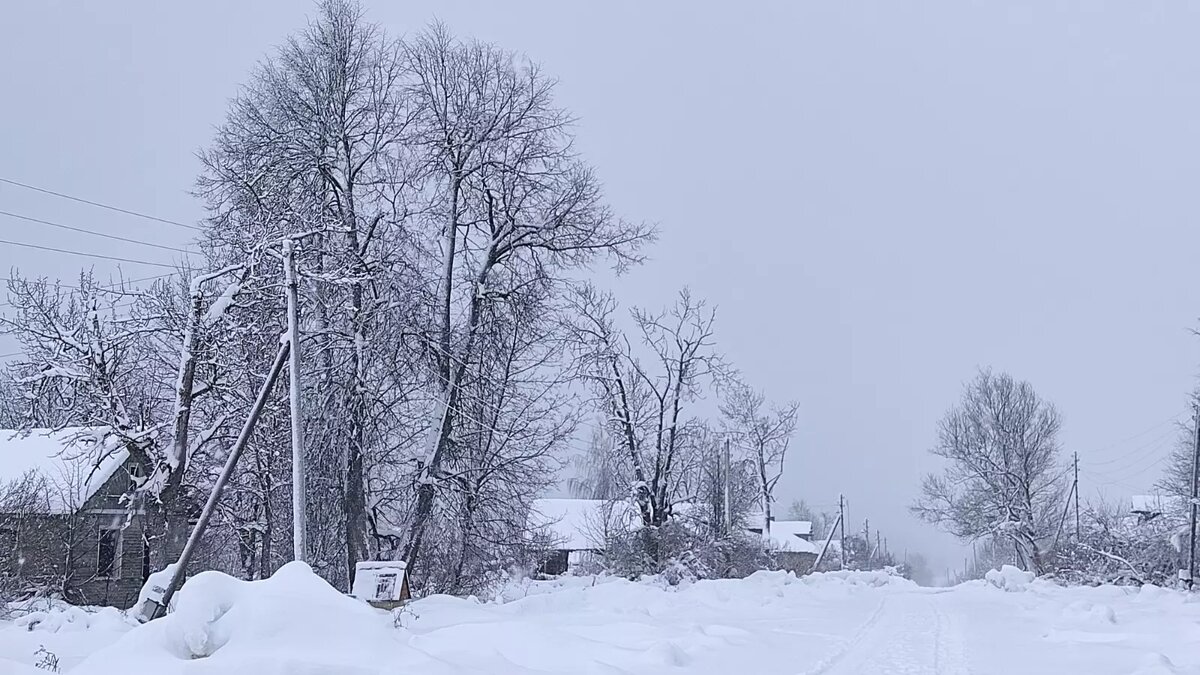     С отступлением холодов в зоне бедствия ЖКХ — в центральной России — подача тепла и электроэнергии восстанавливается. За недели без света и в холоде граждане получат перерасчет коммунальных платежей, а за возмещением ущерба одна дорога — в суд.
