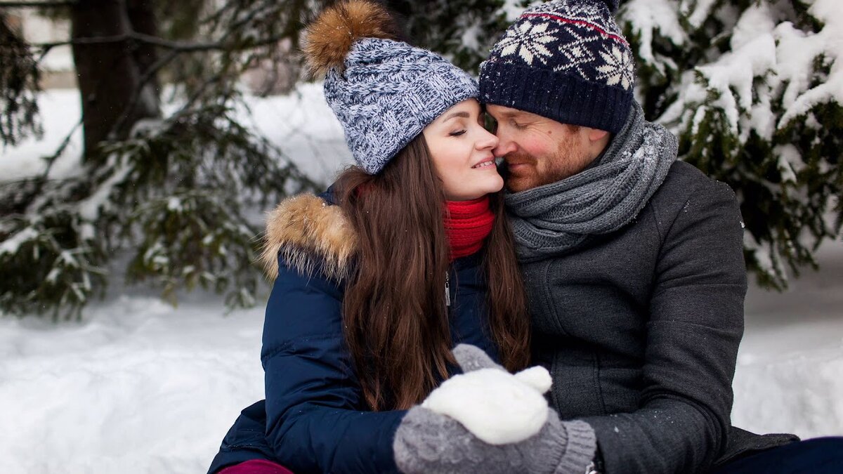 Кто первым должен признаться в любви - мужчина или женщина?