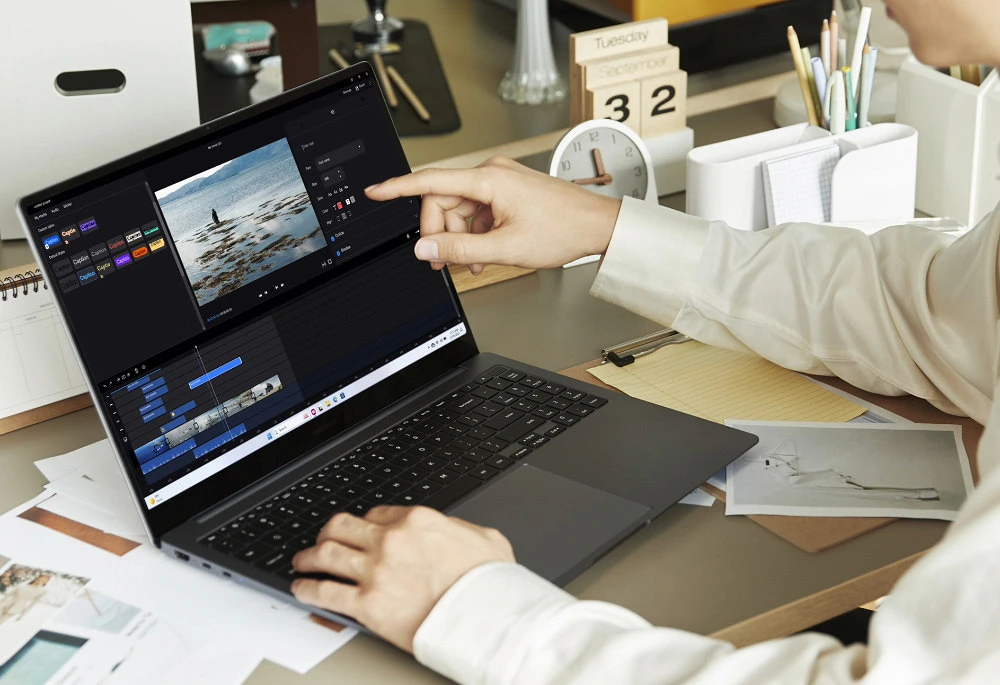 Galaxy book 4 edge. кот с ноутбуком. Dynamic amoled 2x. Galaxy book 4 ultra. Galaxy book 4 edge.