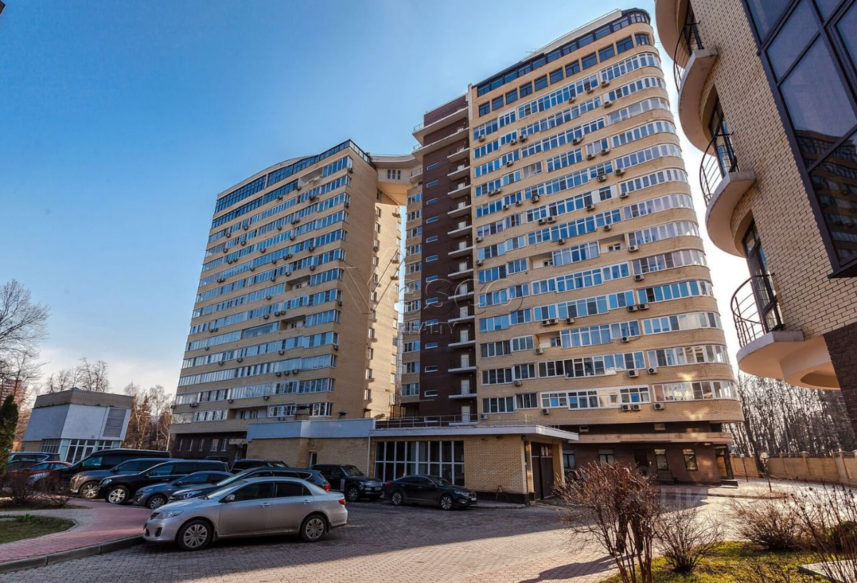 📷 из ресурса ЦИАН: Многокомнатная квартира, 750 м² в ЖК «Ближняя дача» 1,06 млрд. руб.