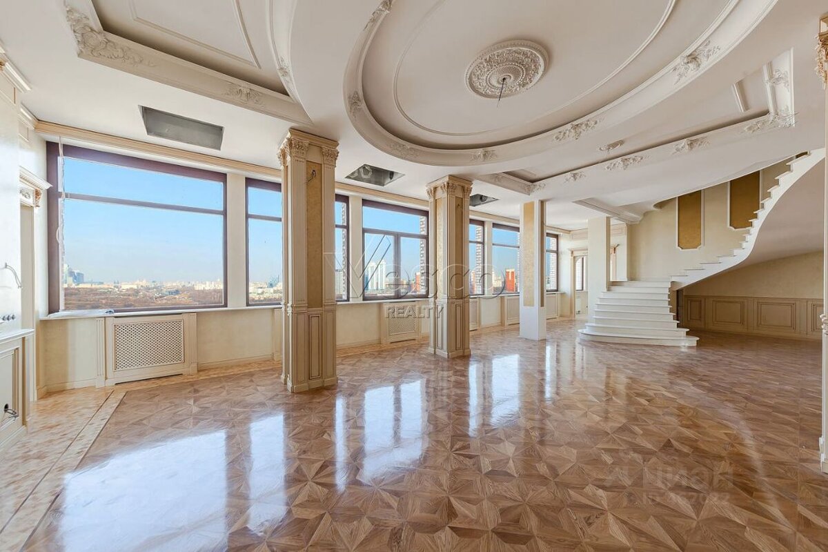📷 из ресурса ЦИАН: Многокомнатная квартира, 750 м² в ЖК «Ближняя дача» 1,06 млрд. руб.