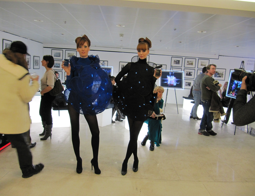 35.  /На фотобиеннале в Манеж/