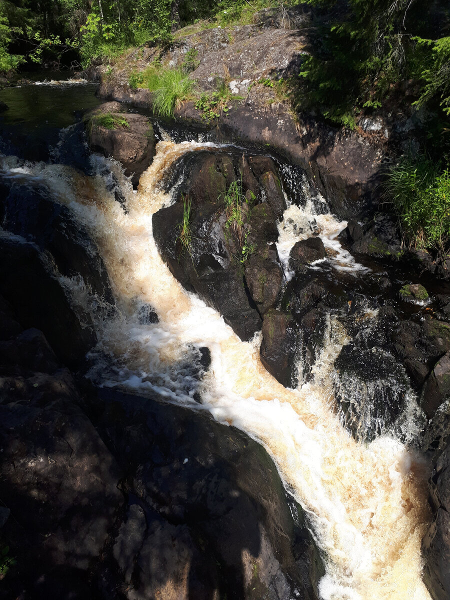 Рускеальские водопады