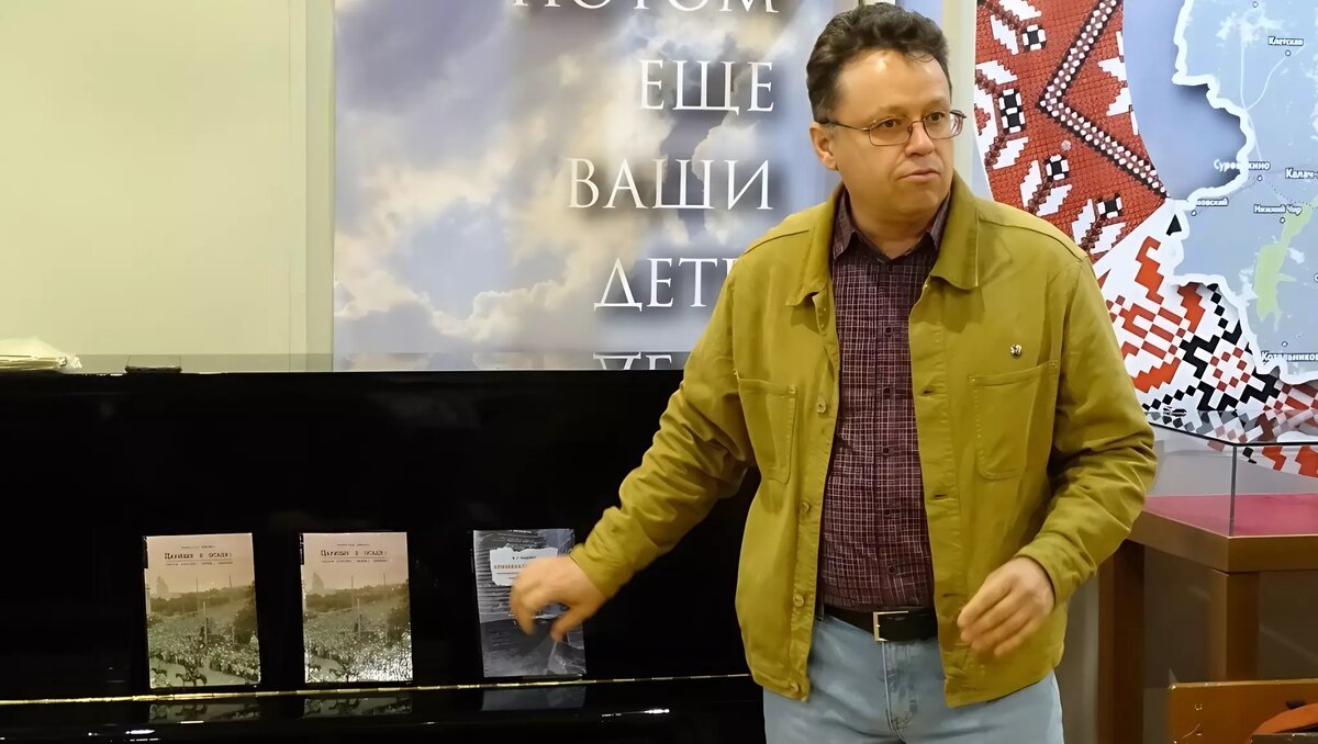     Полицейские ранним утром 18 января пришли к волгоградскому журналисту и историку Вячеславу Ященко. Он от них с удивлением узнал, что проходит свидетелем по уголовному делу, сообщают «НовостиВолгограда.ру».