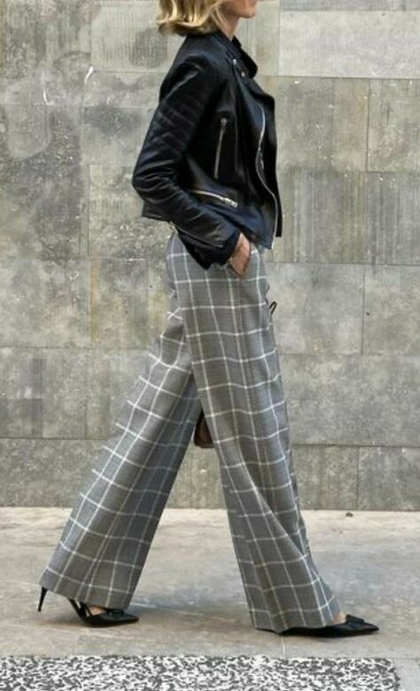 штаны в клетку валберис. брюки в клетку женские 2023. узкие клетчатые брюки женские. брюки в клетку женские 2023. брюки в мелкую клетку женские.