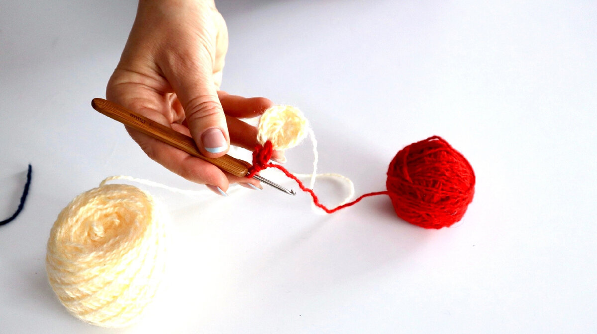 Листайте вправо