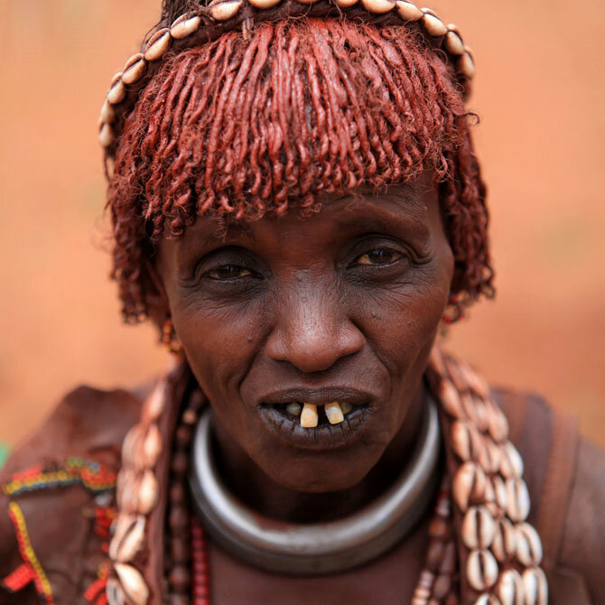 Во все времена, когда представители разных государств либо национальностей начинали контактировать друг с другом, происходила одна и та же ситуация — традиции накладывались на традиции, устои на...-5