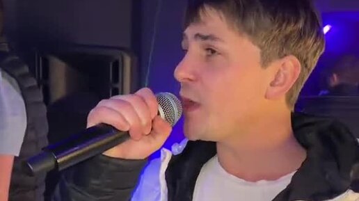 Вавилон. Кипелов я здесь клип кадры. М глинка я здесь инезилья. Песня видео я здесь. Я здесь инезилья пушкин.