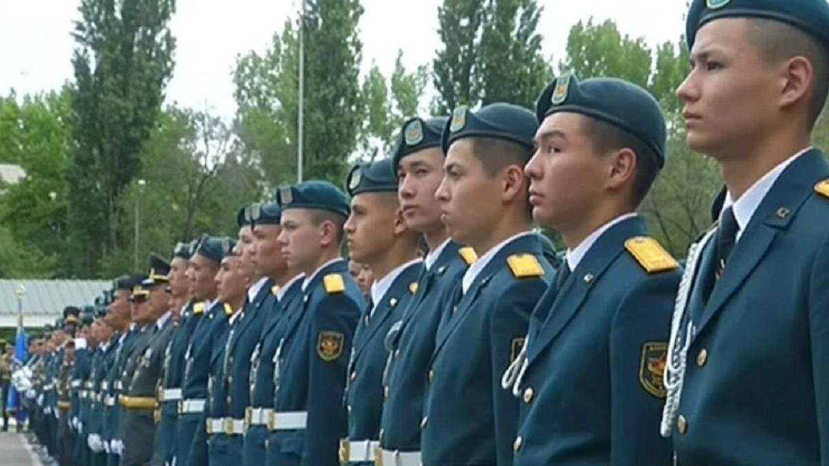    Курсанты:almaty.tv